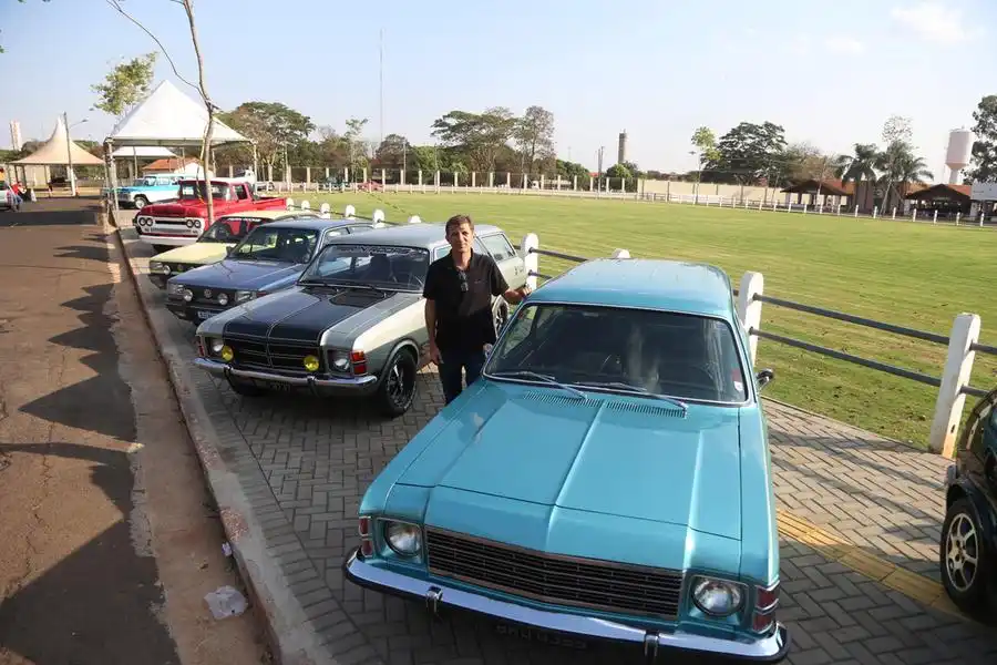 0f74dcff-0a3c-41cb-9b75-c86649612ffb