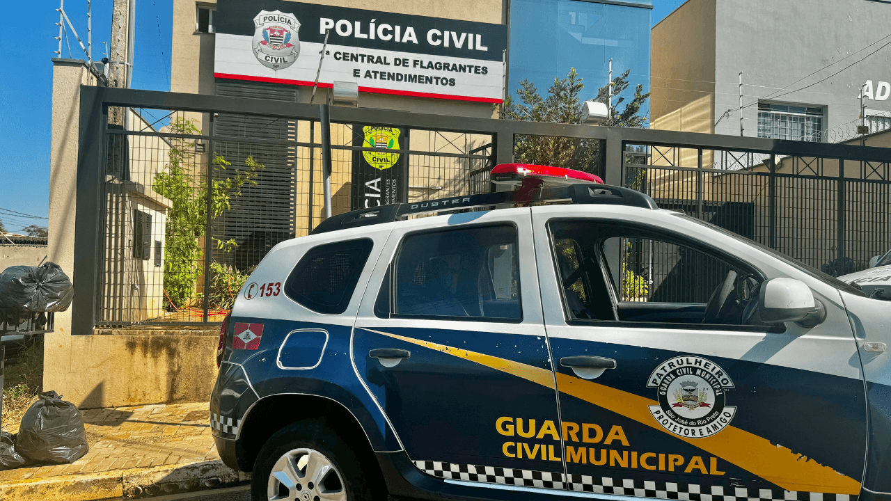 VIATURA_GCM_NA_CENTRAL_DE_FLAGRANTES_9442b65b4a