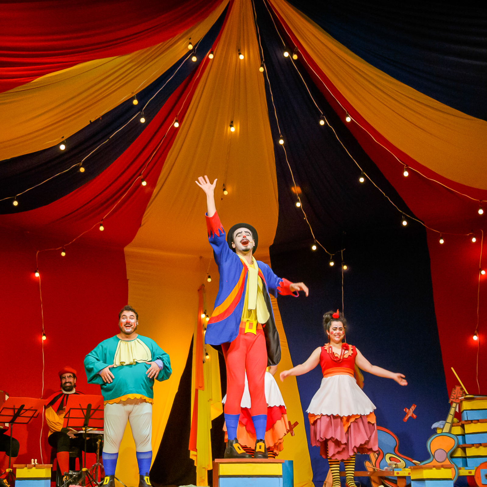 grande circo musical (foto) (3) - Copia