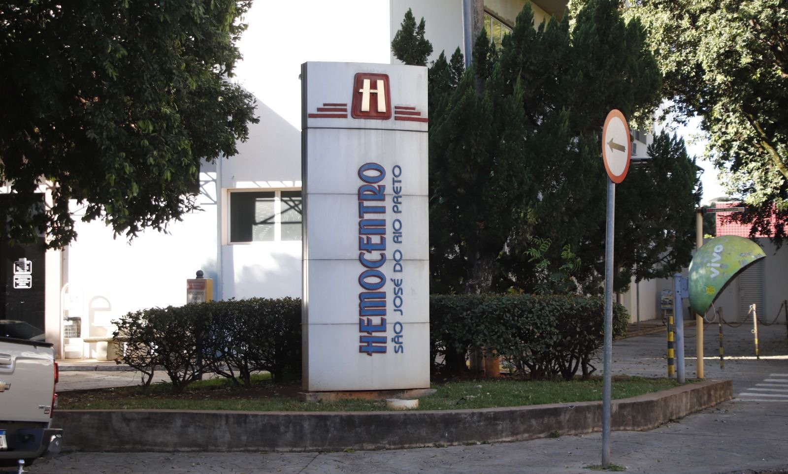 102af8b6-216c-48a6-bee7-9d5ba4134056