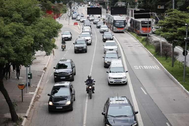 55037126002_2072015e18_k-768x512