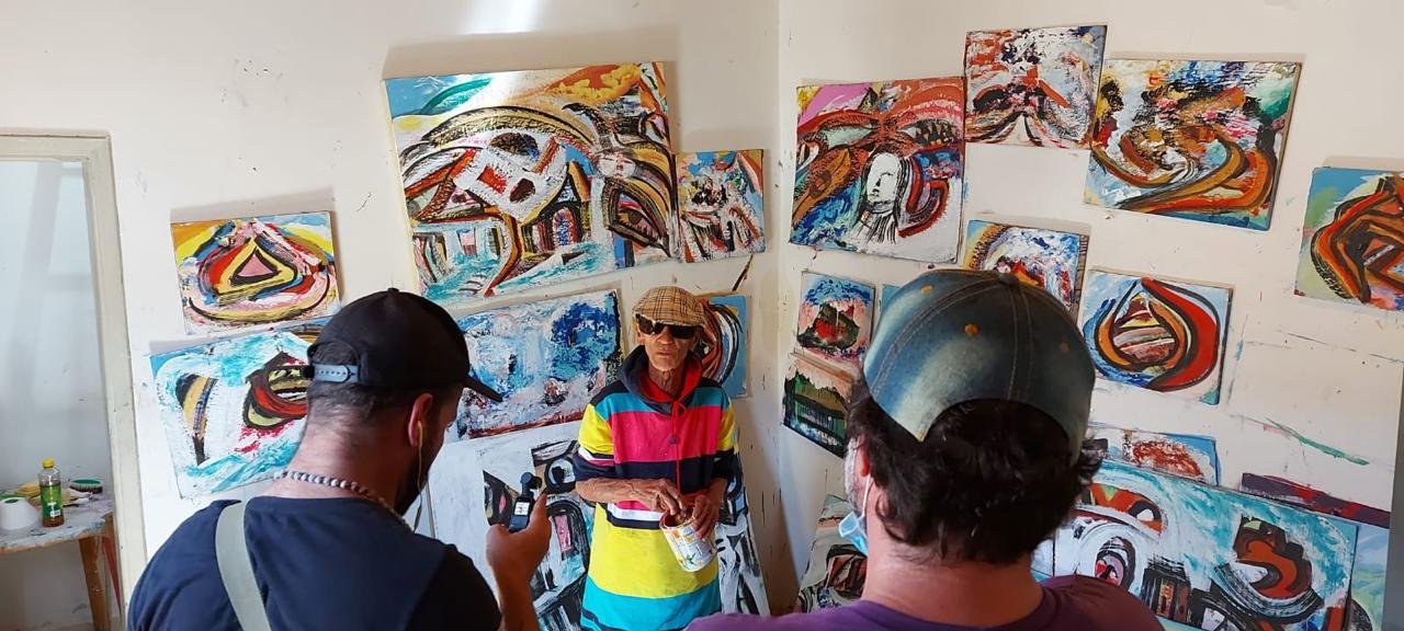 93299186-9a64-4a89-b759-d13e5cd4941c