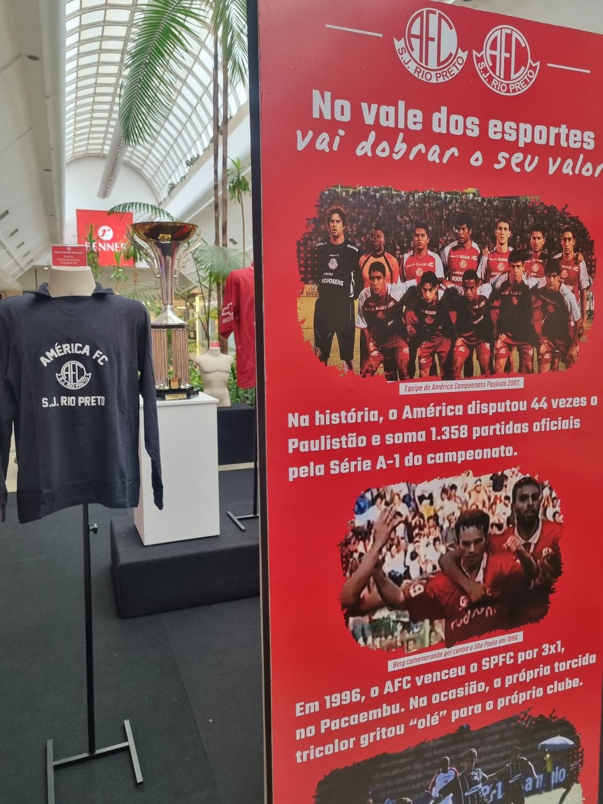 b2bdefe1-17ef-4da6-a49e-ebc7bc0595d0