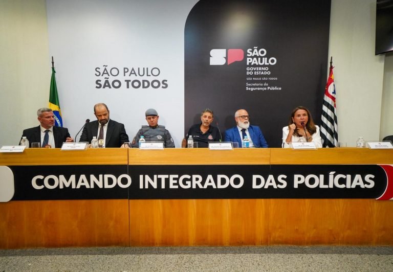 coletiva_casoruy-2-768x532