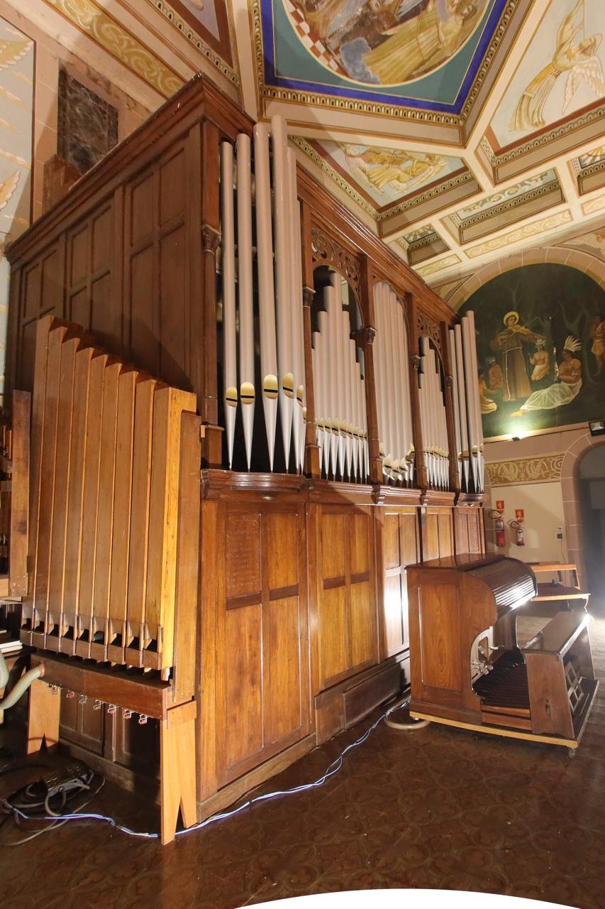 ed1255c0-b107-4917-87f3-cb23f8075d5f