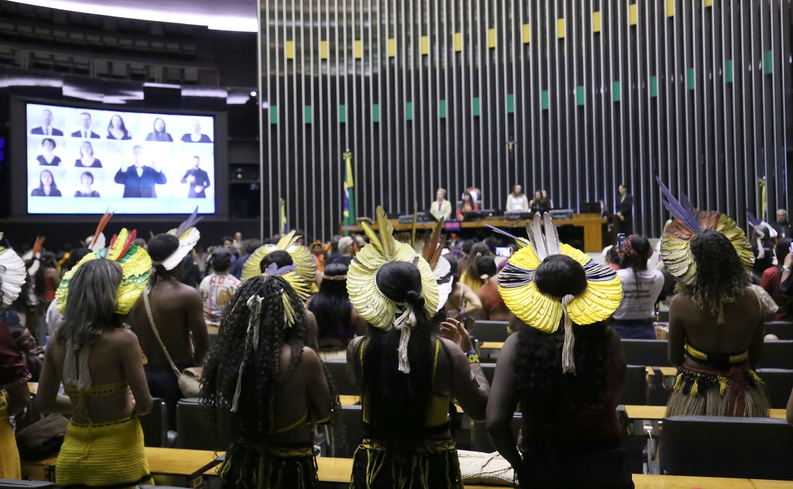 Em meio a impasse com STF, Congresso quer incluir marco temporal na Constituição para resolver ...