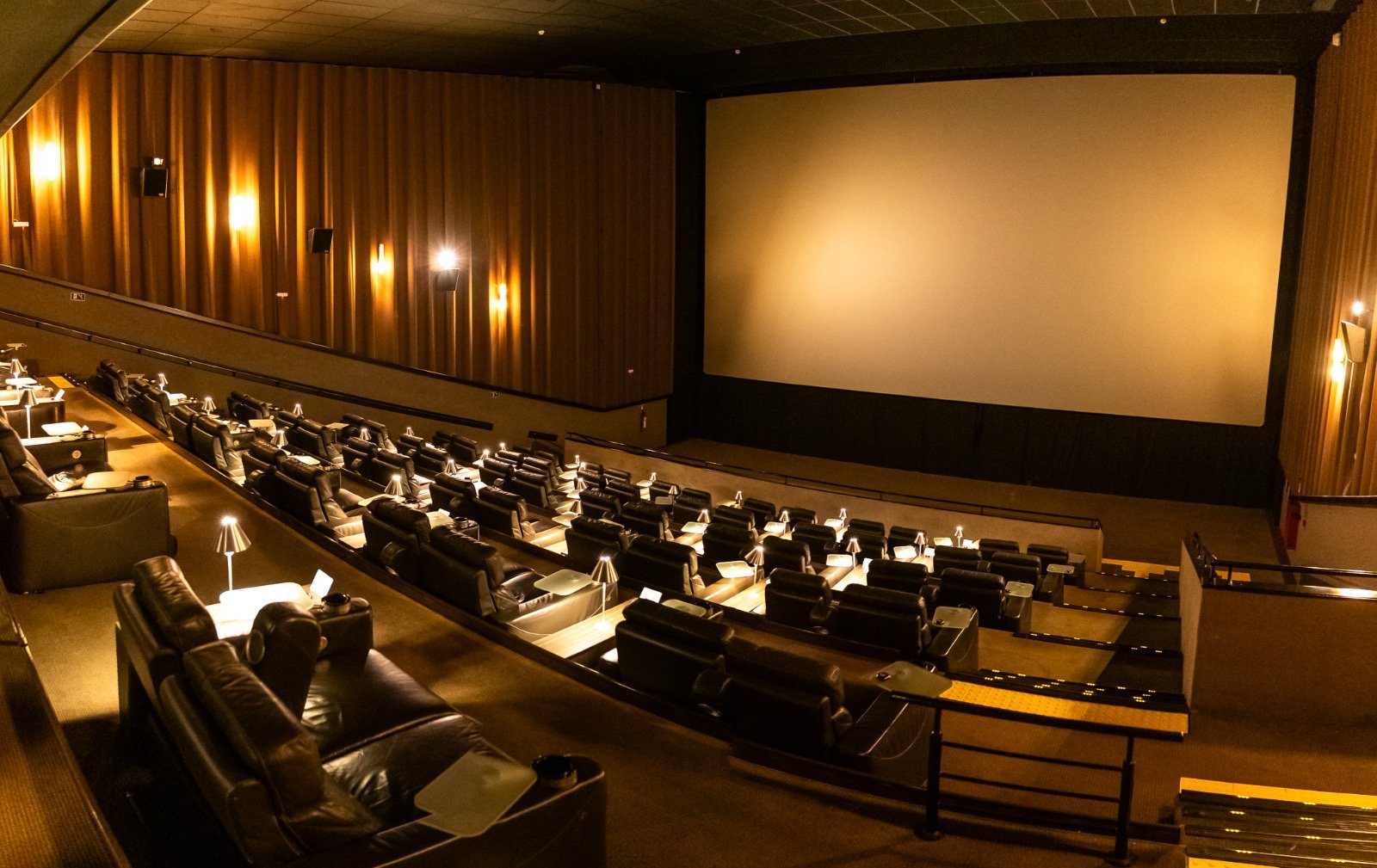 2cb0eb6c-f6fe-4bea-9336-9d4e13e23941