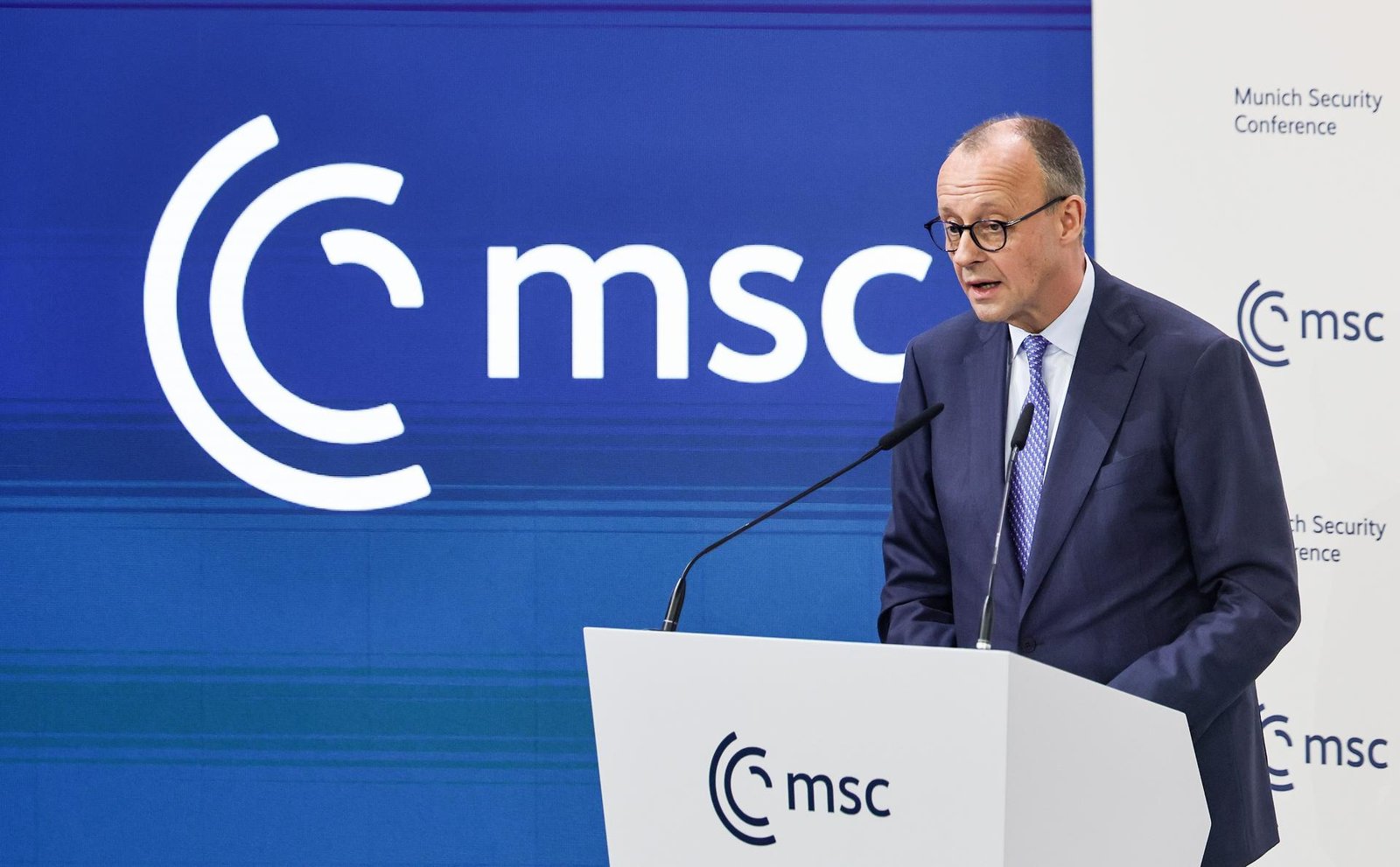 O chanceler da Alemanha, Friedrich Merz, em discurso na Conferência de Segurança de Munique (Fo...